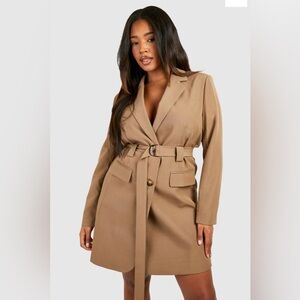 Boohoo Plus D-Ring Utility Blazer Dress NWT 14